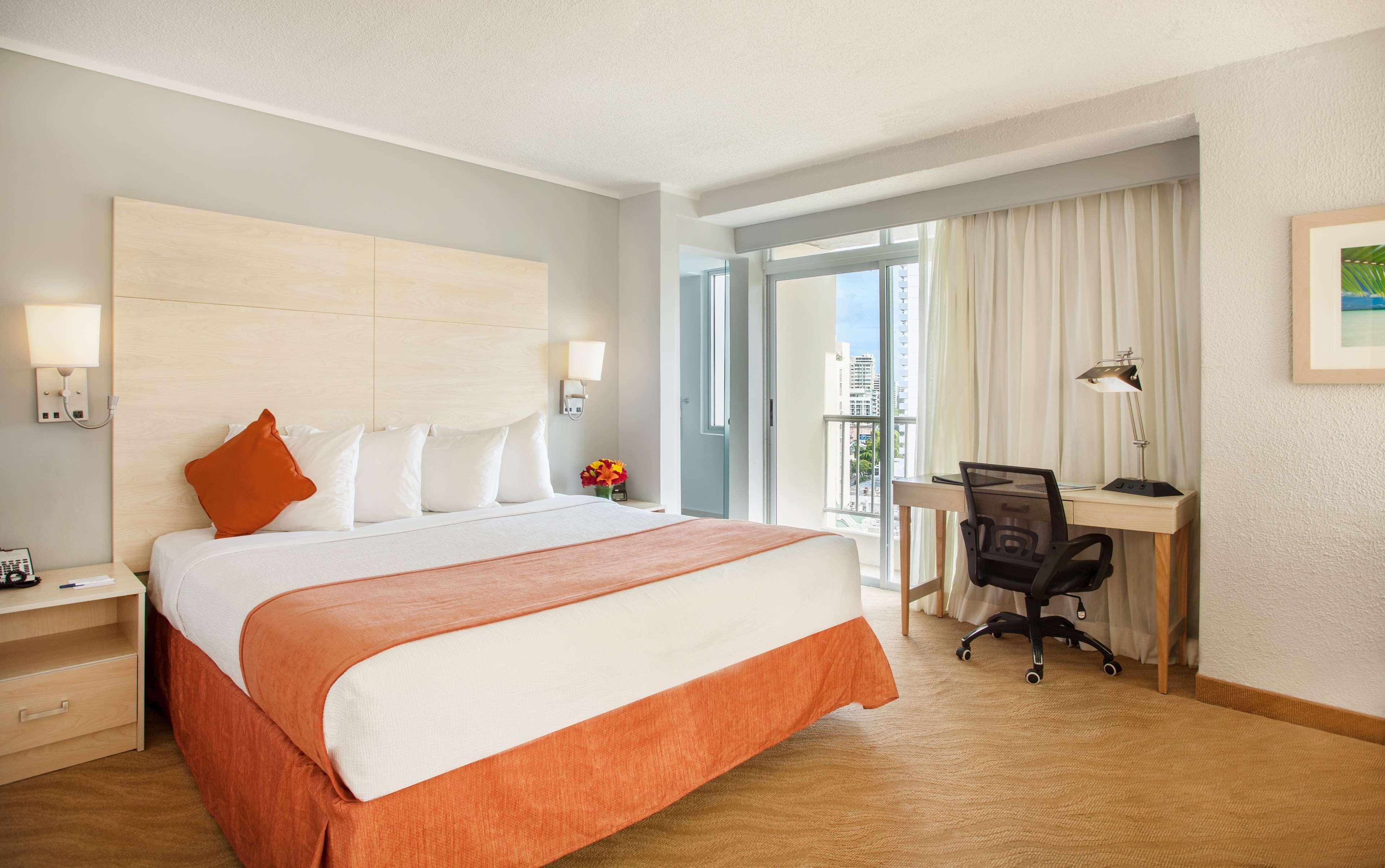 Condado Palm Inn San Juan, Tapestry Collection By Hilton Exteriör bild
