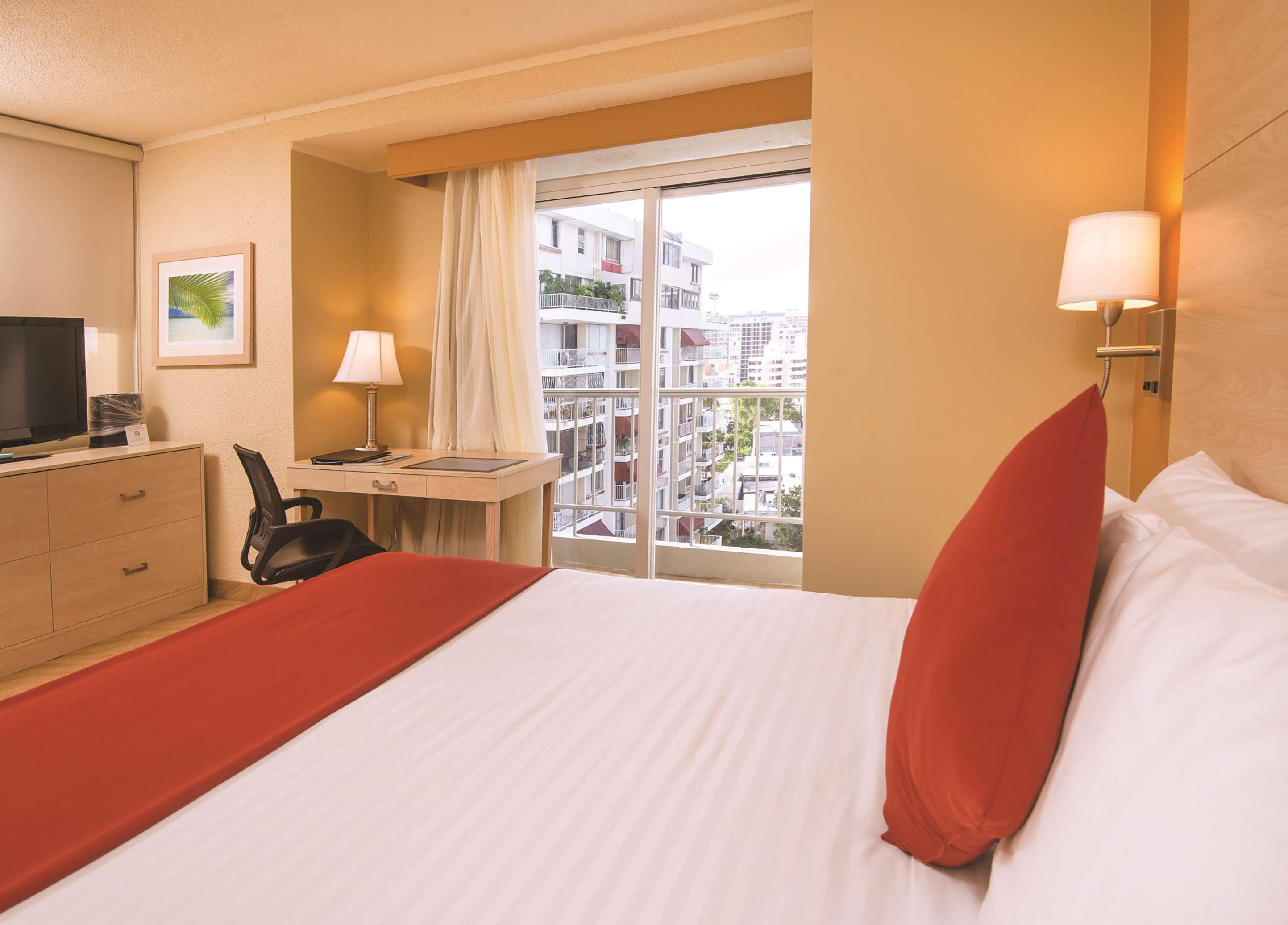 Condado Palm Inn San Juan, Tapestry Collection By Hilton Exteriör bild